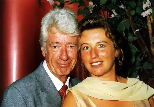 Simone Felischak: Warum diese außergewöhnliche Persönlichkeit so viele Menschen tief beeindruckt Simone Felischak